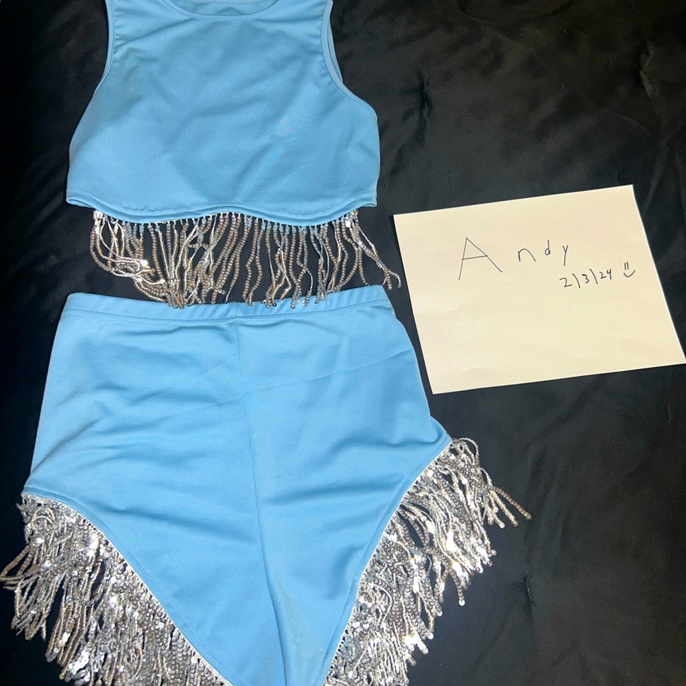Two Piece Set Medium